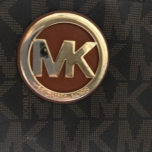 Michael kors cross body bag
